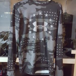 Under Armour XL compression long shirt